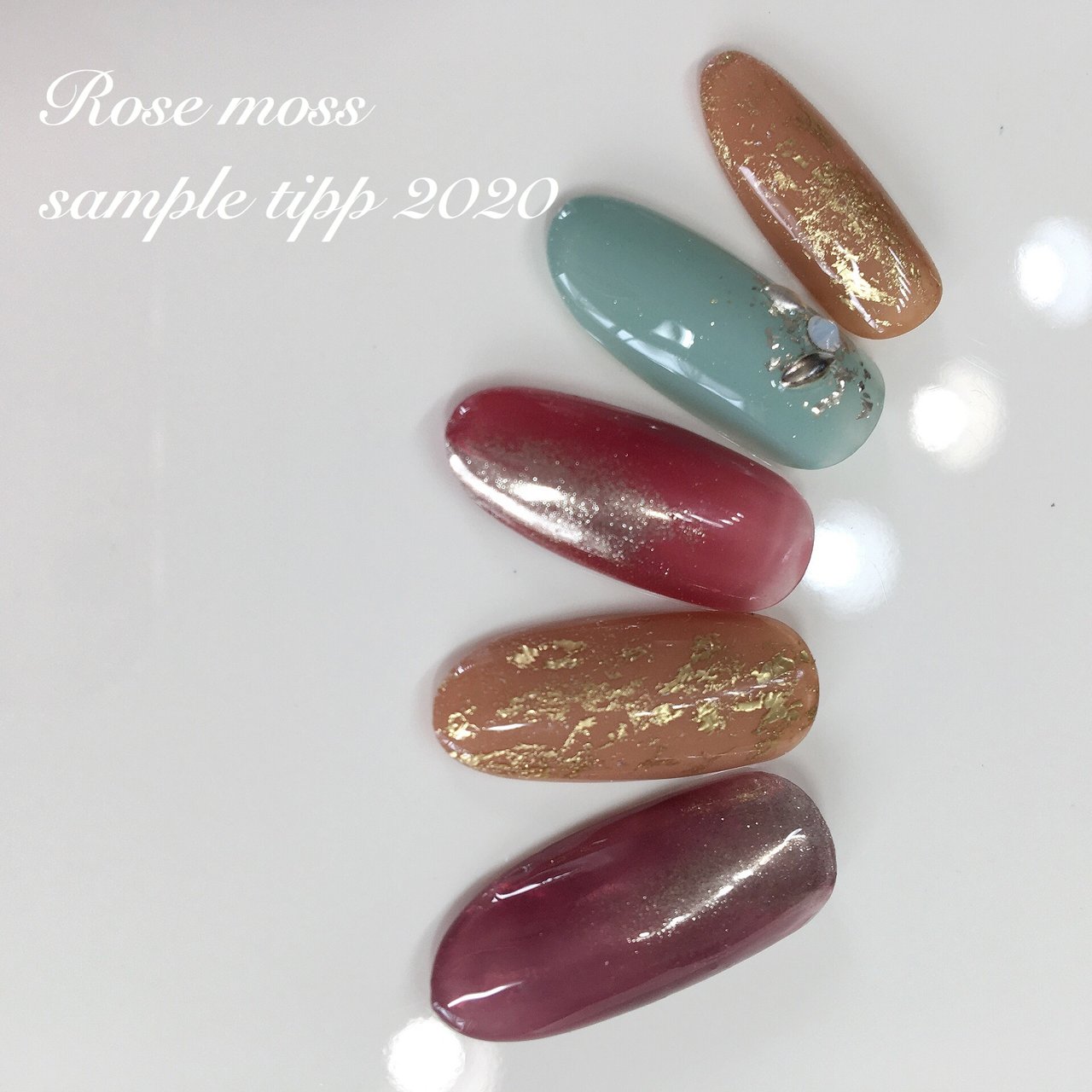 秋 シンプル ホイル ミラー グリーン Rosemoss Nailのネイルデザイン No ネイルブック