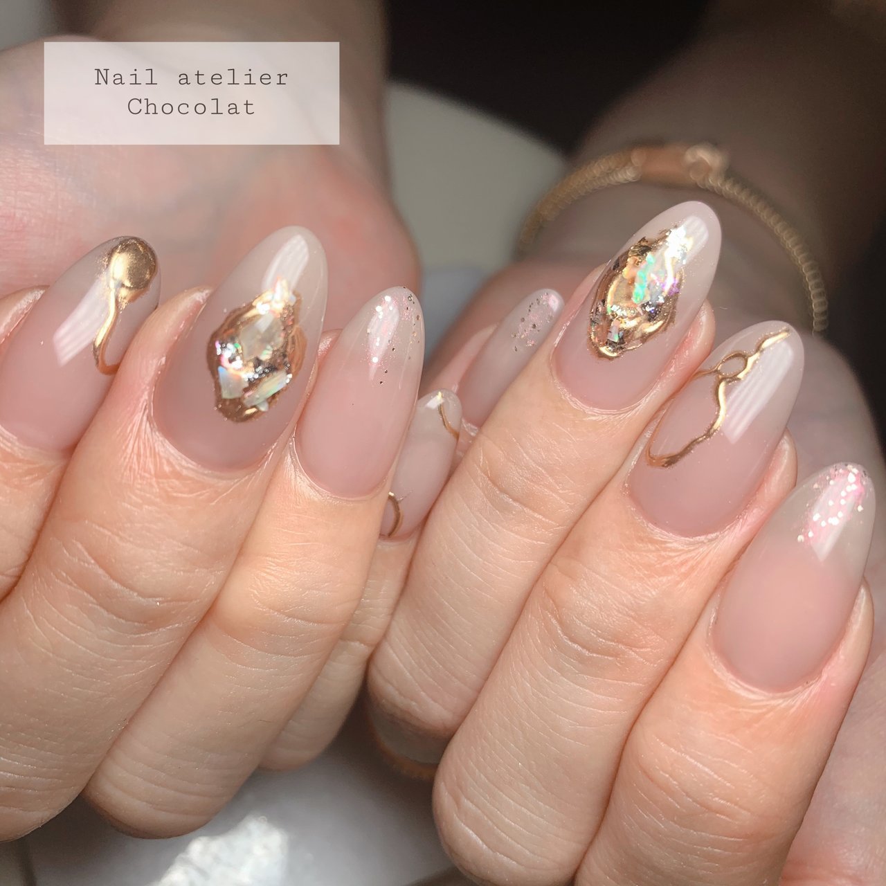 秋 女子会 ハンド ホログラム ワンカラー Nail Atelier Chocolatのネイルデザイン No ネイルブック