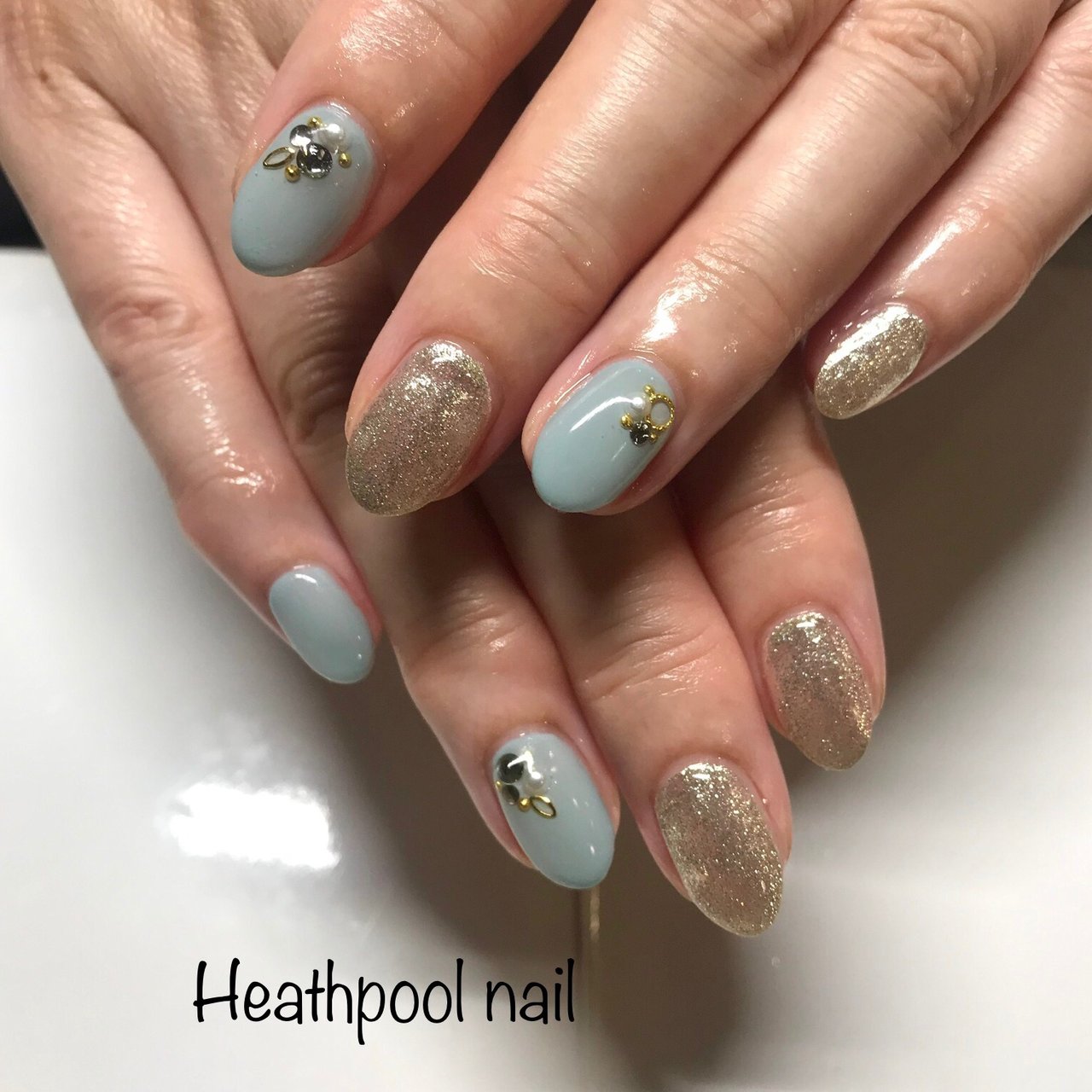 ハンド シンプル ラメ パール 水色 Heathpoolnailのネイルデザイン No ネイルブック