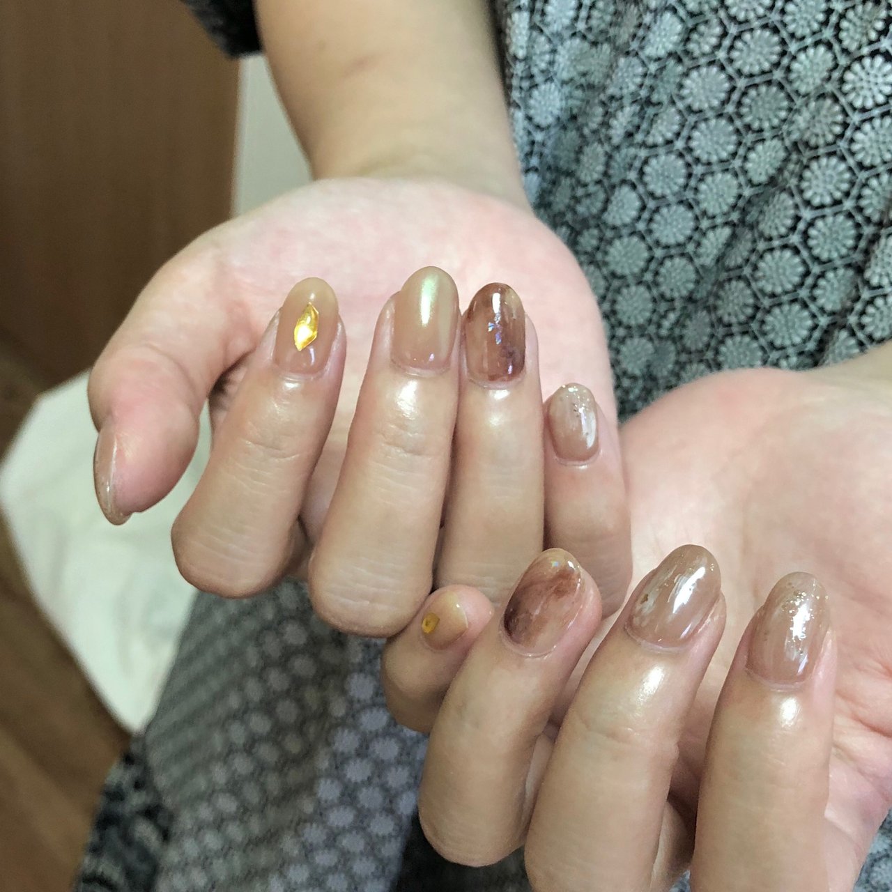 秋 ニュアンス ミディアム ベージュ ブラウン Nail Litoralのネイルデザイン No ネイルブック