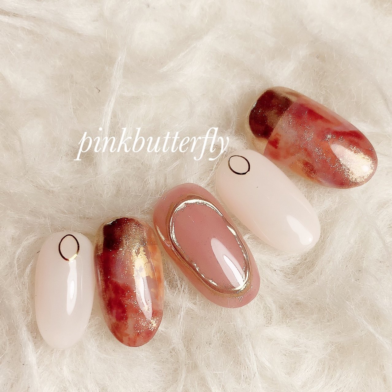 秋 オフィス ハンド ワンカラー ニュアンス Pinkbutterflyのネイルデザイン No ネイルブック