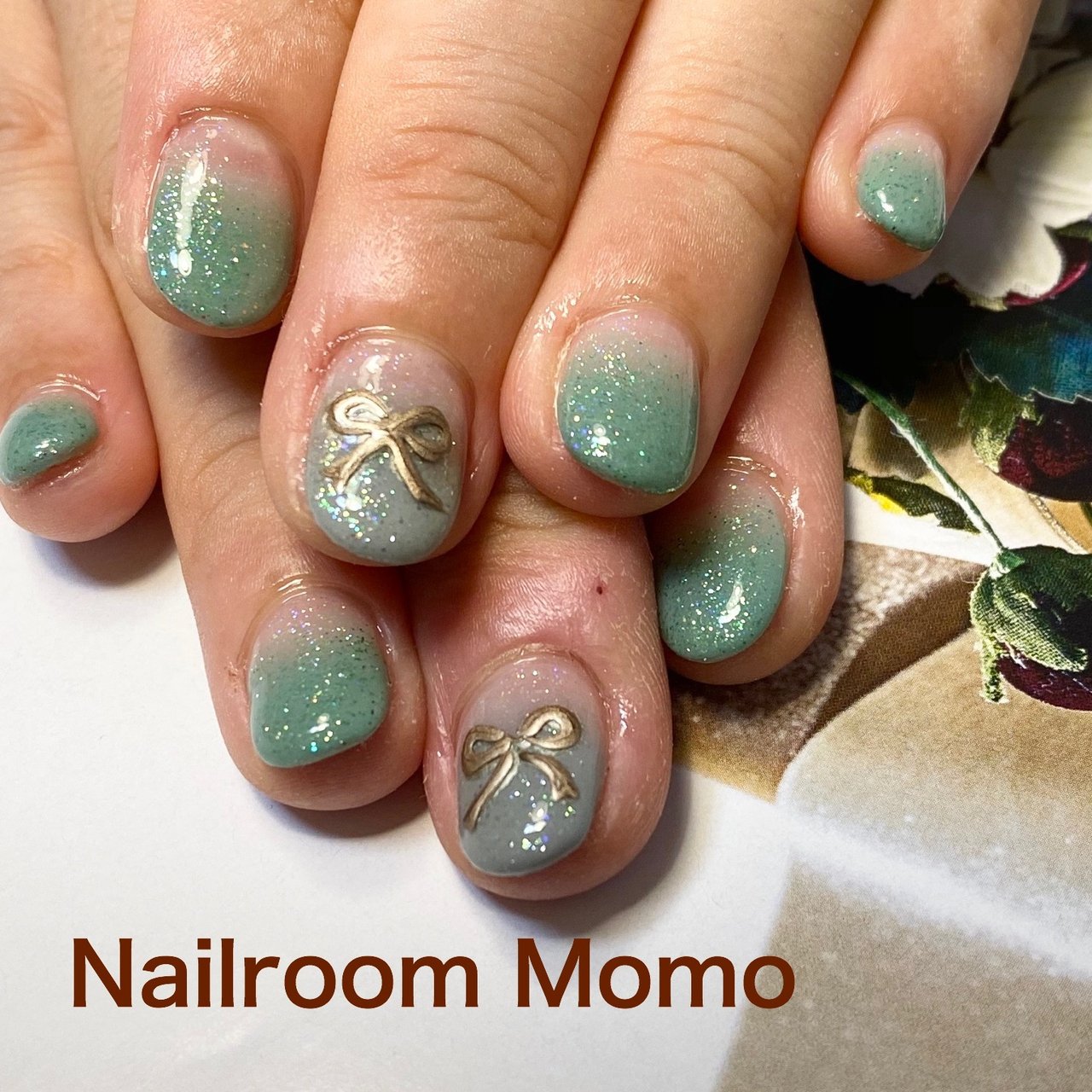 オールシーズン ハンド グラデーション ラメ リボン Nailroommomo ネイルルームモモ のネイルデザイン No ネイル ブック