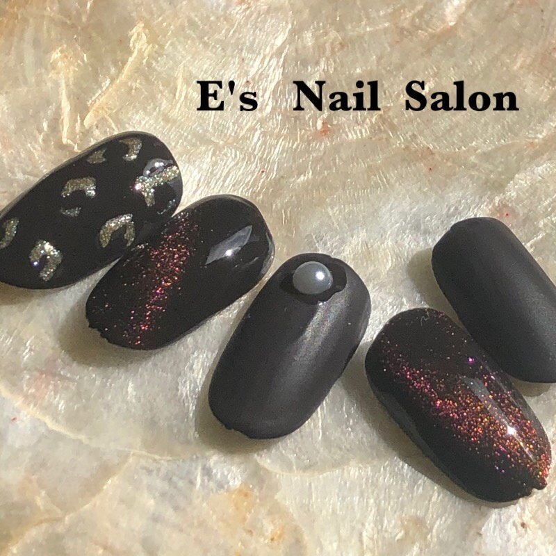 秋 冬 ハンド ギャラクシー レオパード E S Nail Salon エミのネイルデザイン No ネイルブック