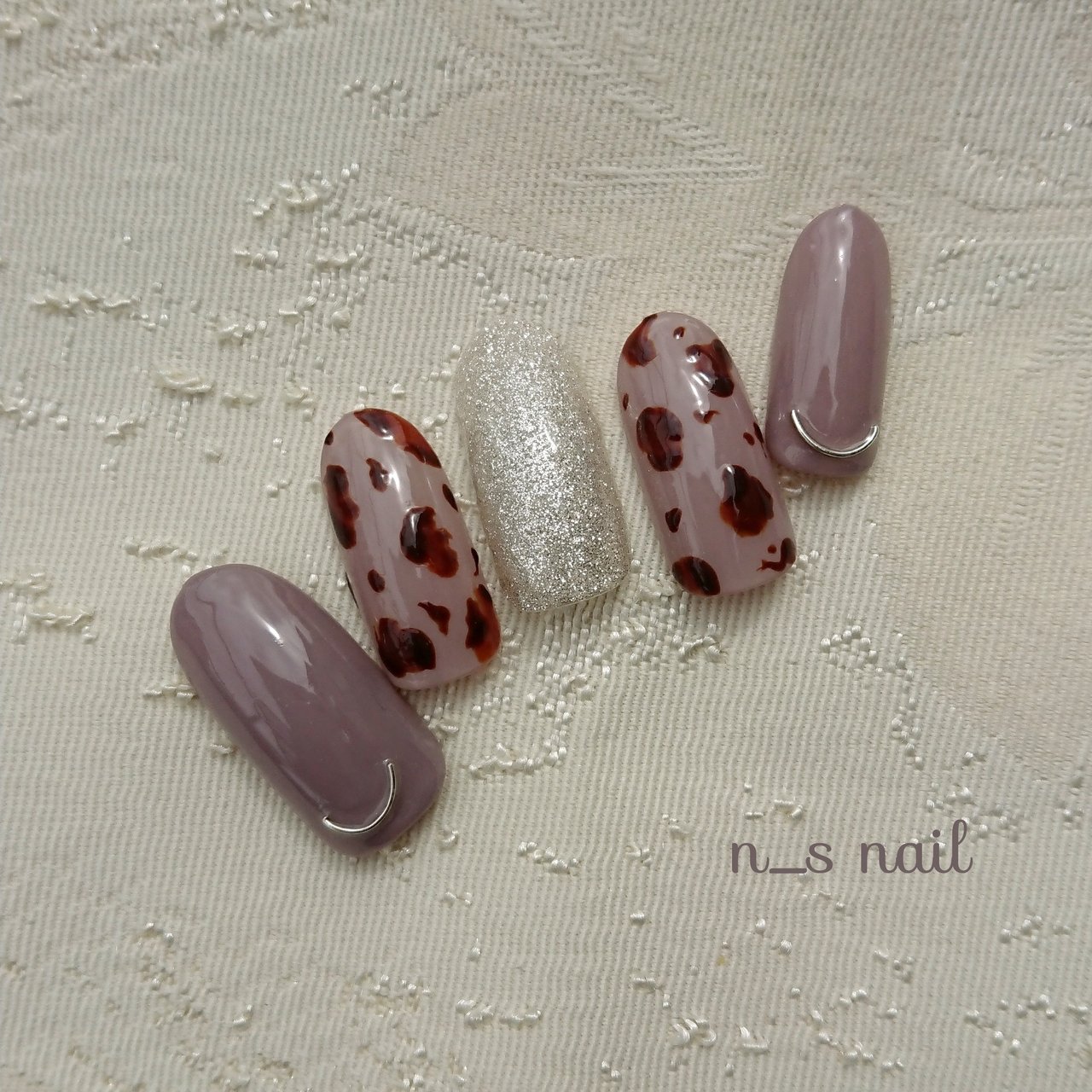 秋 ハンド ラメ アニマル柄 レオパード N S Nailのネイルデザイン No ネイルブック