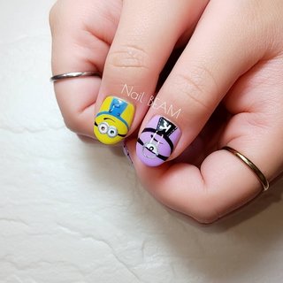 人気順 紫ミニオンのネイルデザイン ネイルブック