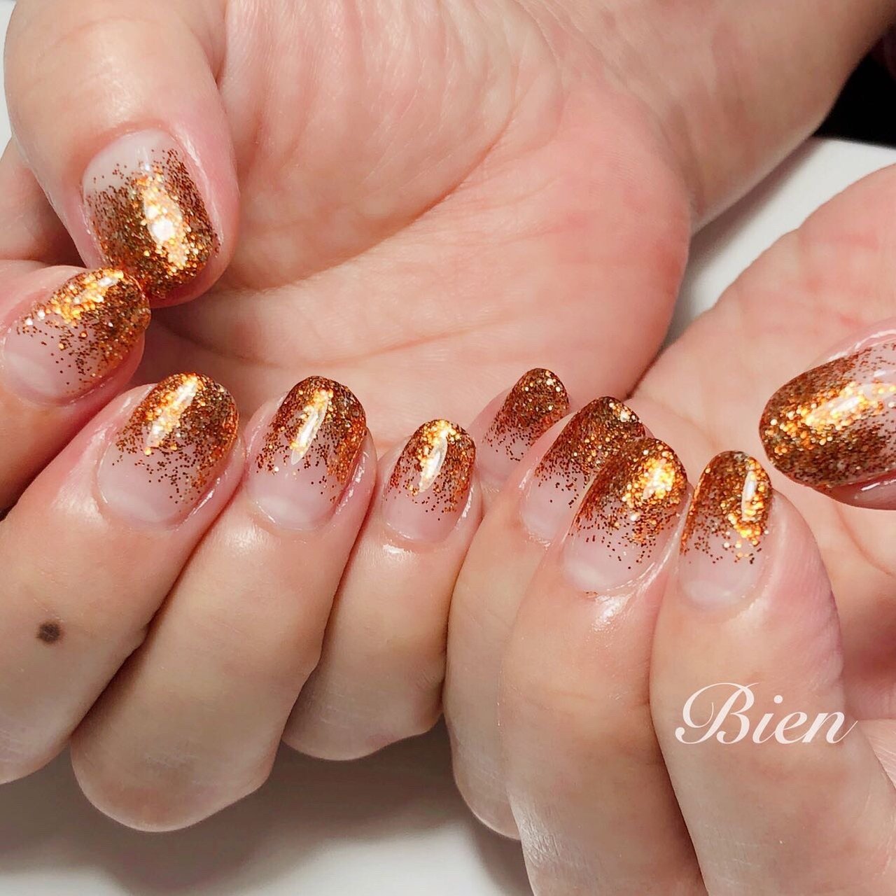 秋/オールシーズン/ハンド/グラデーション/ラメ - 広島ネイルサロン