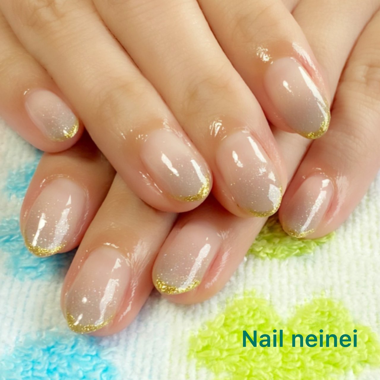 オールシーズン ハンド シンプル グラデーション グレー Nail Neineiのネイルデザイン No ネイルブック