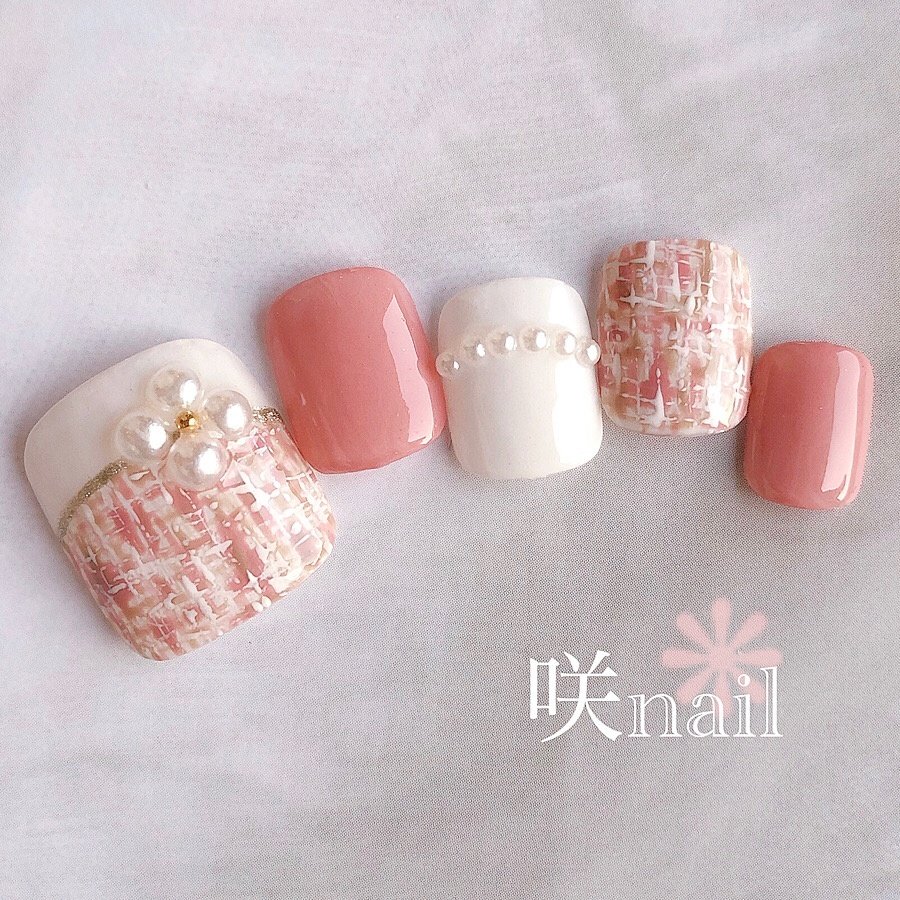 秋 冬 オフィス デート フット 咲nail サキネイル のネイルデザイン No ネイルブック