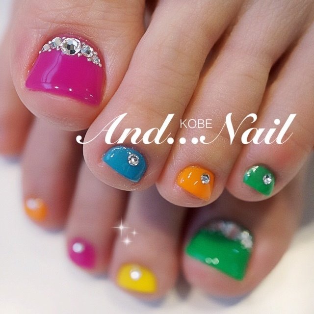夏 フット カラフル ジェル お客様 白川麻里 神戸アンドネイルのネイルデザイン No ネイルブック
