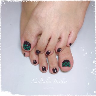 ご新規様ネイル💅✨ ご来店ありがとうございました🤗💕
💅コロナ禍時のネイルはハンドかフットで楽しみましょう‼︎
＊写真のカラーは実際と写りが異なる場合がございます＊

#山梨県
#甲府市
#小瀬スポーツ公園周辺
#ネイルサロンブリエ
#デザインコース 
#フットジェル
#メタルパーツ２０粒付け放題
#市松模様
#ブラックsc24
#グリーンscr4
#キャラクターネイル
#ネイルはハンドかフットで楽しもう
#サンシャインベビー取り扱い店
#スウィートサンシャインベビー取り扱い店
#KOKOISTフィルインベース取り扱い店
#新型コロナウイルスに負けない
#ネット予約（ネイルブック）
#PayPay取扱店
#スマホ決済
いつもネイルサロンブリエの作品をご覧いただきありがとうございます😊
《いいね！》よろしくお願いします❣️💅✨
【ネット予約】https://nailbook.jp/nail-salon/25576/reservation/ 
【営業時間】10：00〜19：00
【定休日】日曜日・祝日・ほか不定休 #オールシーズン #ハロウィン #フット #痛ネイル #ショート #グリーン #ブラック #ジェルネイル #お客様 #NAILSALON Briller ｰネイルサロン ブリエｰ #ネイルブック
