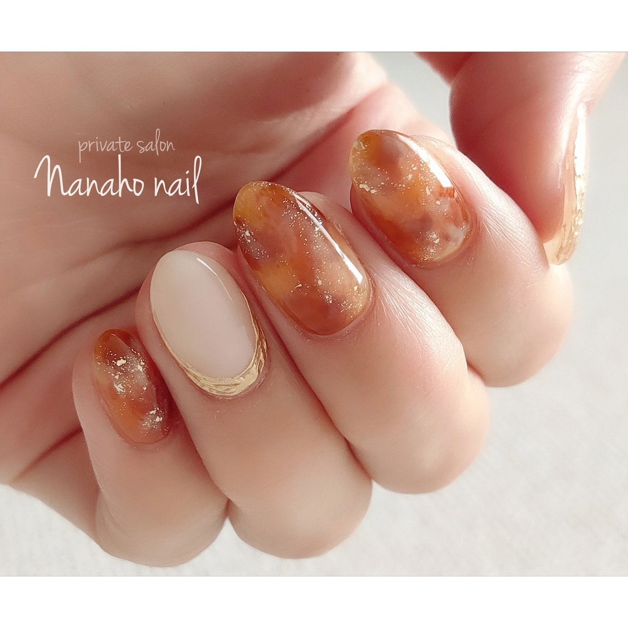 秋 冬 ハンド シンプル ラメ Nanaho Nail 大阪府八尾市 のネイルデザイン No ネイルブック