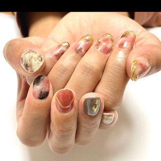 人気順 片手色違いネイルのネイルデザイン ネイルブック