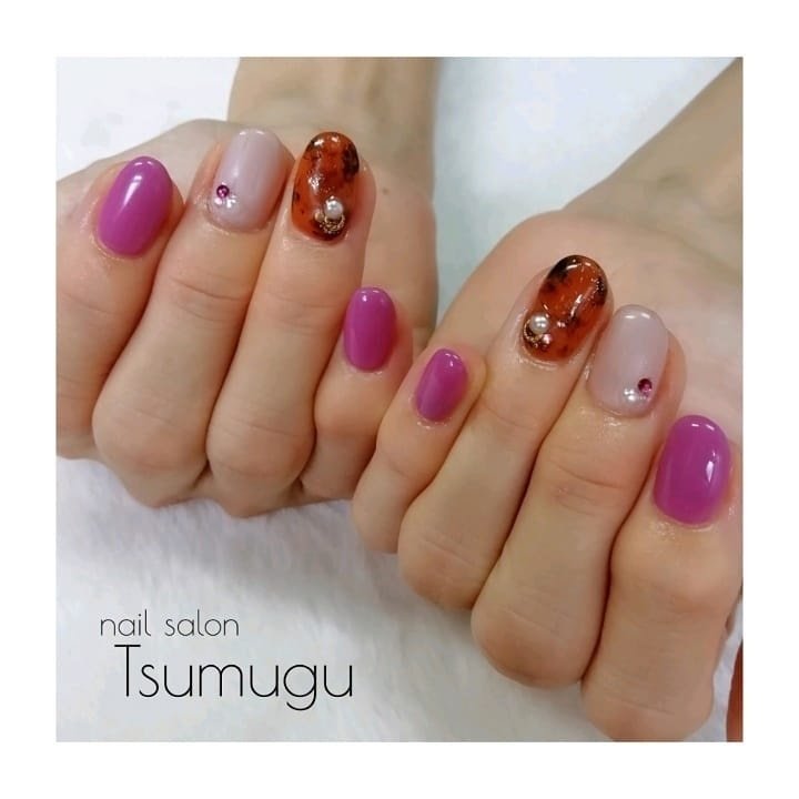 秋 ハンド ワンカラー ニュアンス べっ甲 Nail Salon Tsumugu ネイルサロン ツムグ のネイルデザイン No ネイルブック