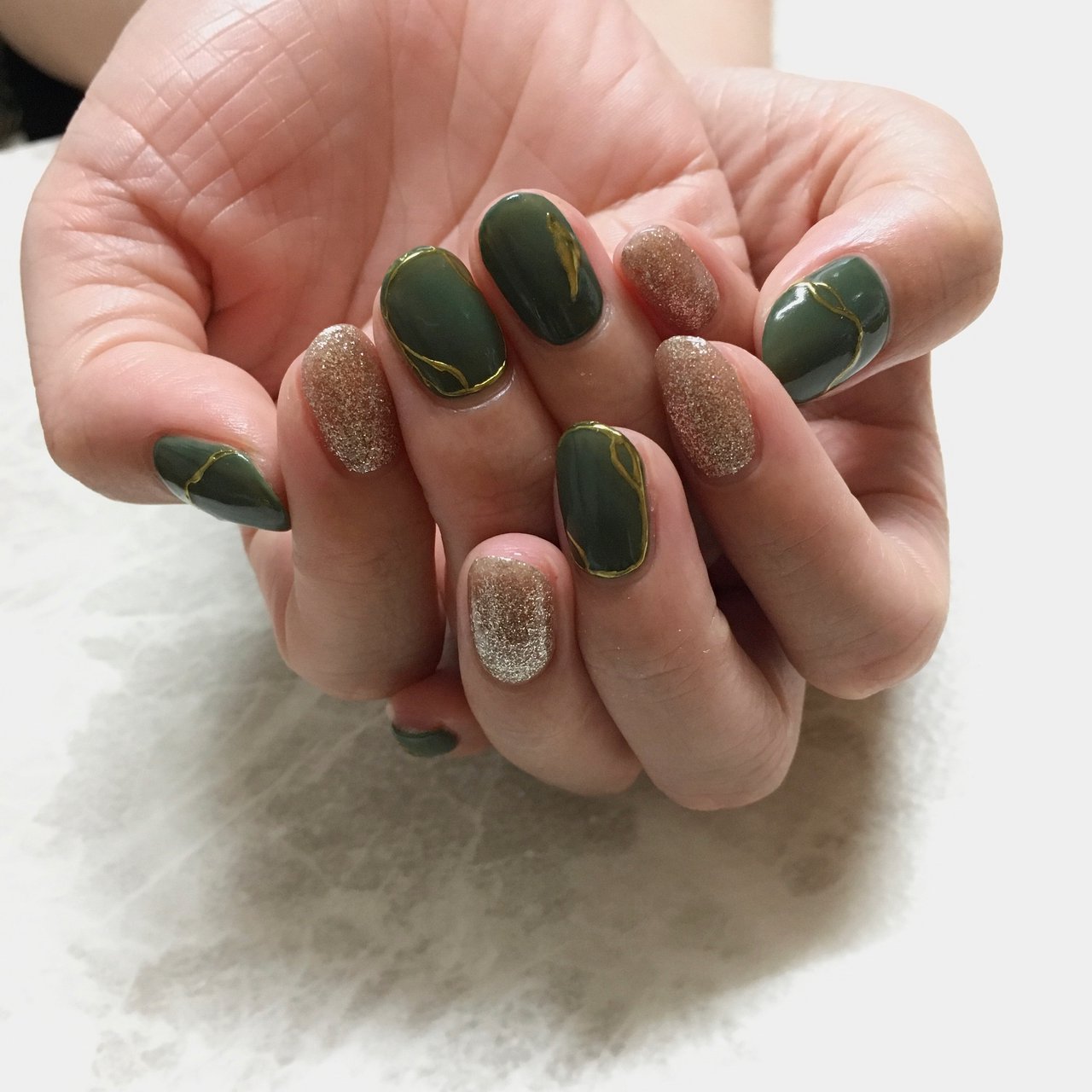 秋 グリーン ゴールド Ayaのネイルデザイン No ネイルブック