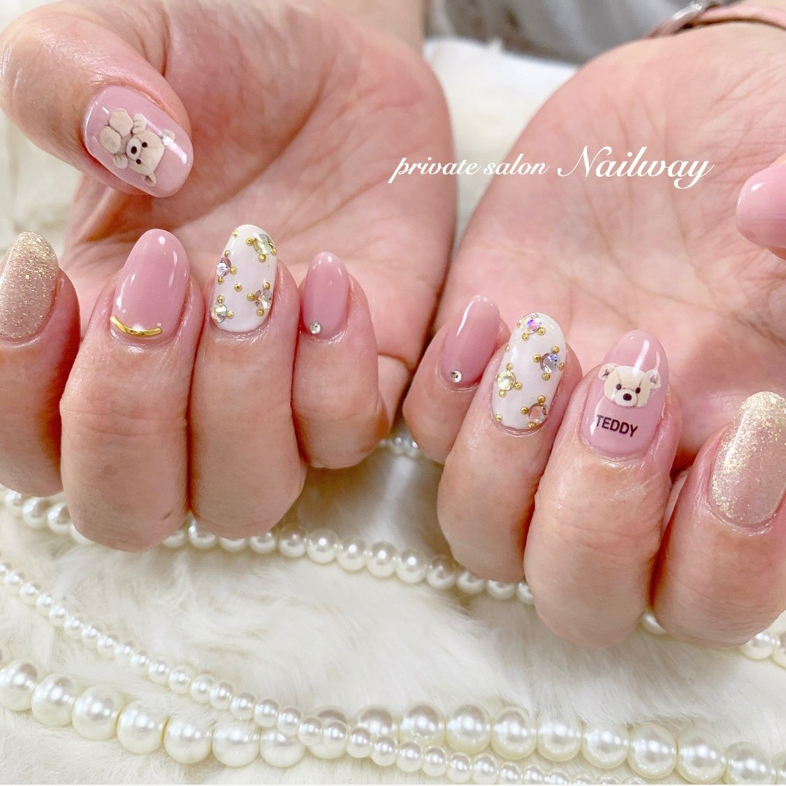 秋 ハンド ワンカラー デコ ミディアム Privatesalon Nailwayのネイルデザイン No ネイルブック