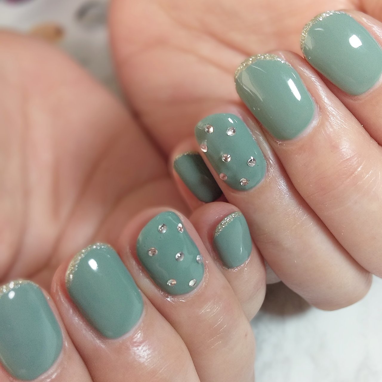 秋 冬 ハンド シンプル ショート Cureist キュアイスト のネイルデザイン No ネイルブック