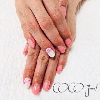 #アートし放題コース💅💕 
#グラデーション #ピンク 
#シェル #オールシーズン #オフィス #デート #ハンド #グラデーション #シェル #ホワイト #ピンク #パステル #お客様 #sa #ネイルブック