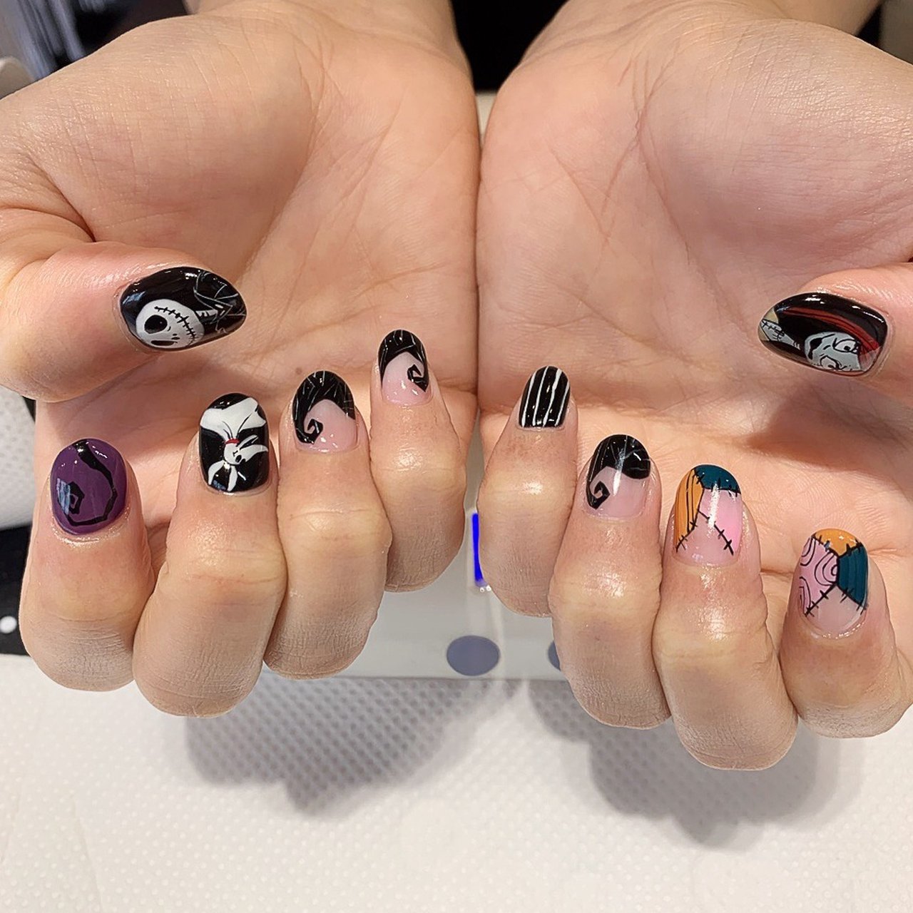 秋 オールシーズン ハロウィン ハンド シンプル Mami Private Nail Salon Fika のネイル デザイン No ネイルブック