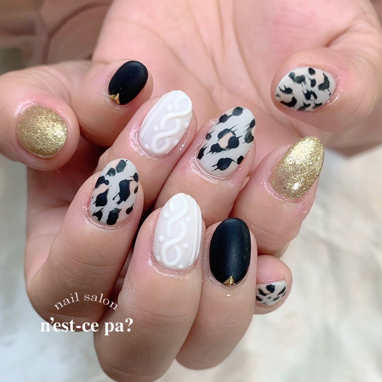 秋 冬 アニマル柄 ニット レオパード ネセパネイル Salon Schoolのネイルデザイン No ネイルブック