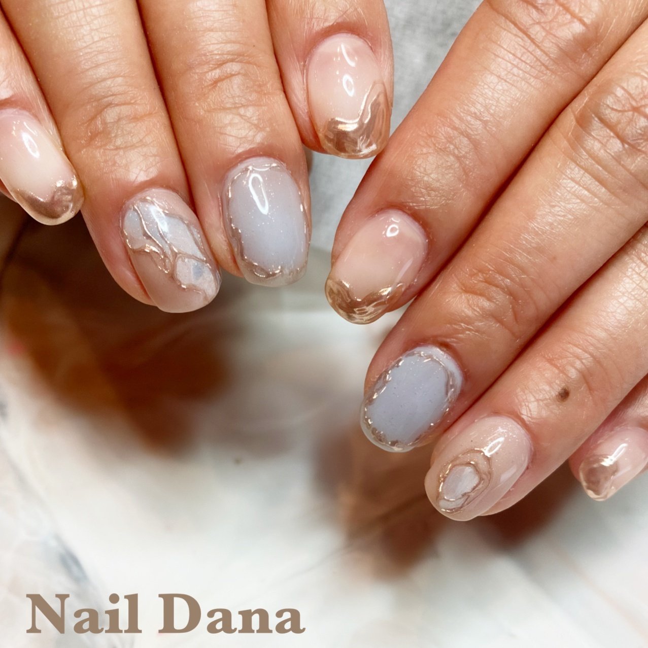 ハンド ステンドグラス 大理石 ニュアンス ミラー Nail Danaのネイルデザイン No ネイルブック