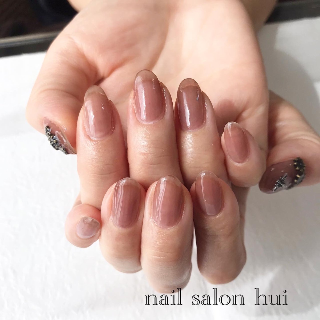 秋 ハンド ワンカラー ブラウン ジェルネイル Nailsalon Huiのネイルデザイン No ネイルブック