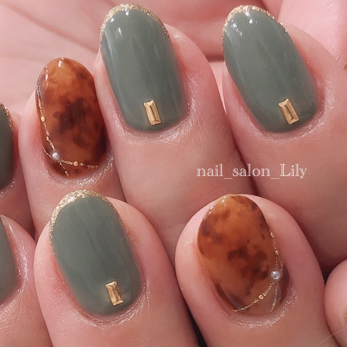 グリーン ブラウン Nail Salon Lilyのネイルデザイン No ネイルブック