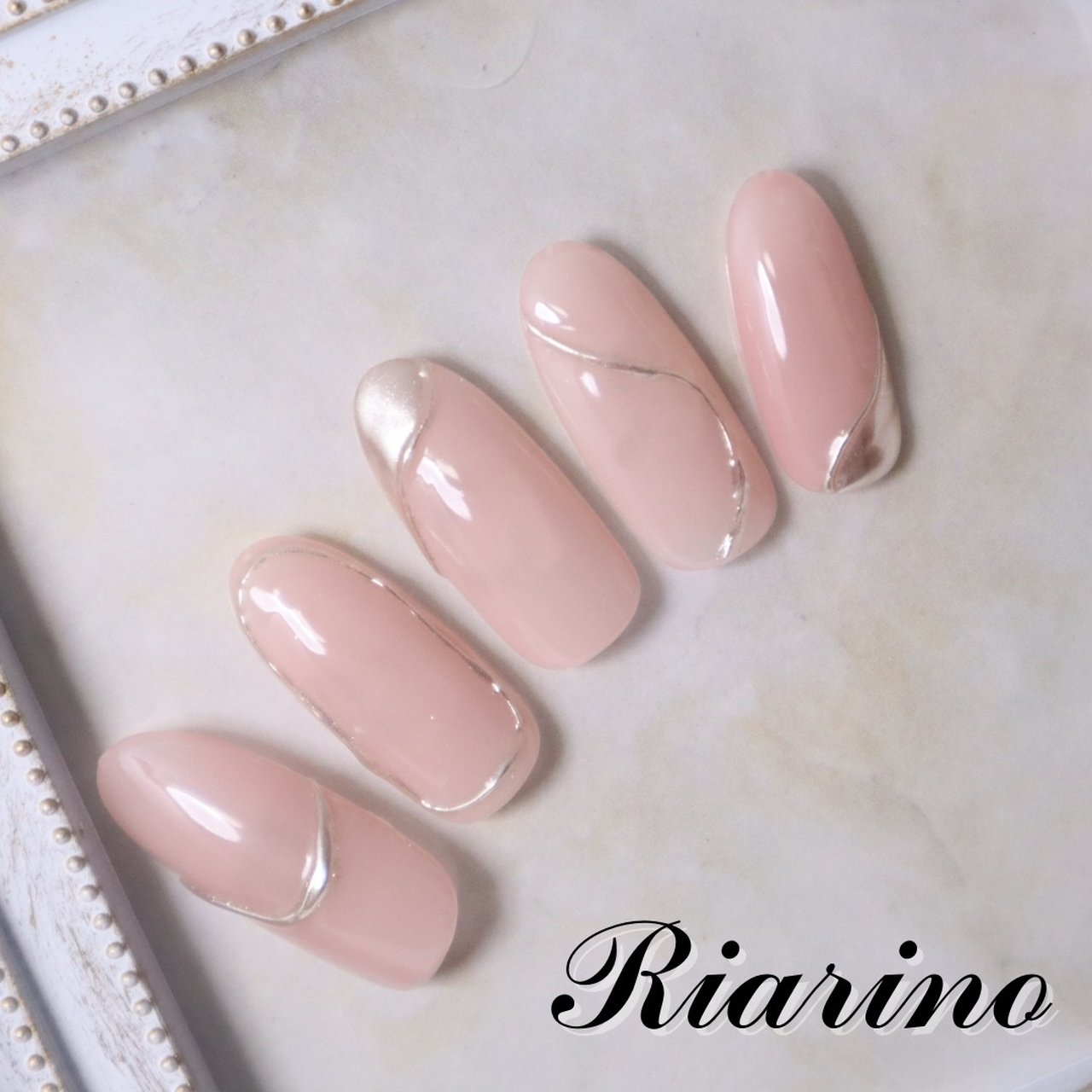 オールシーズン オフィス デート 女子会 ハンド Riarino オーダーネイルチップ販売のネイルデザイン No ネイルブック