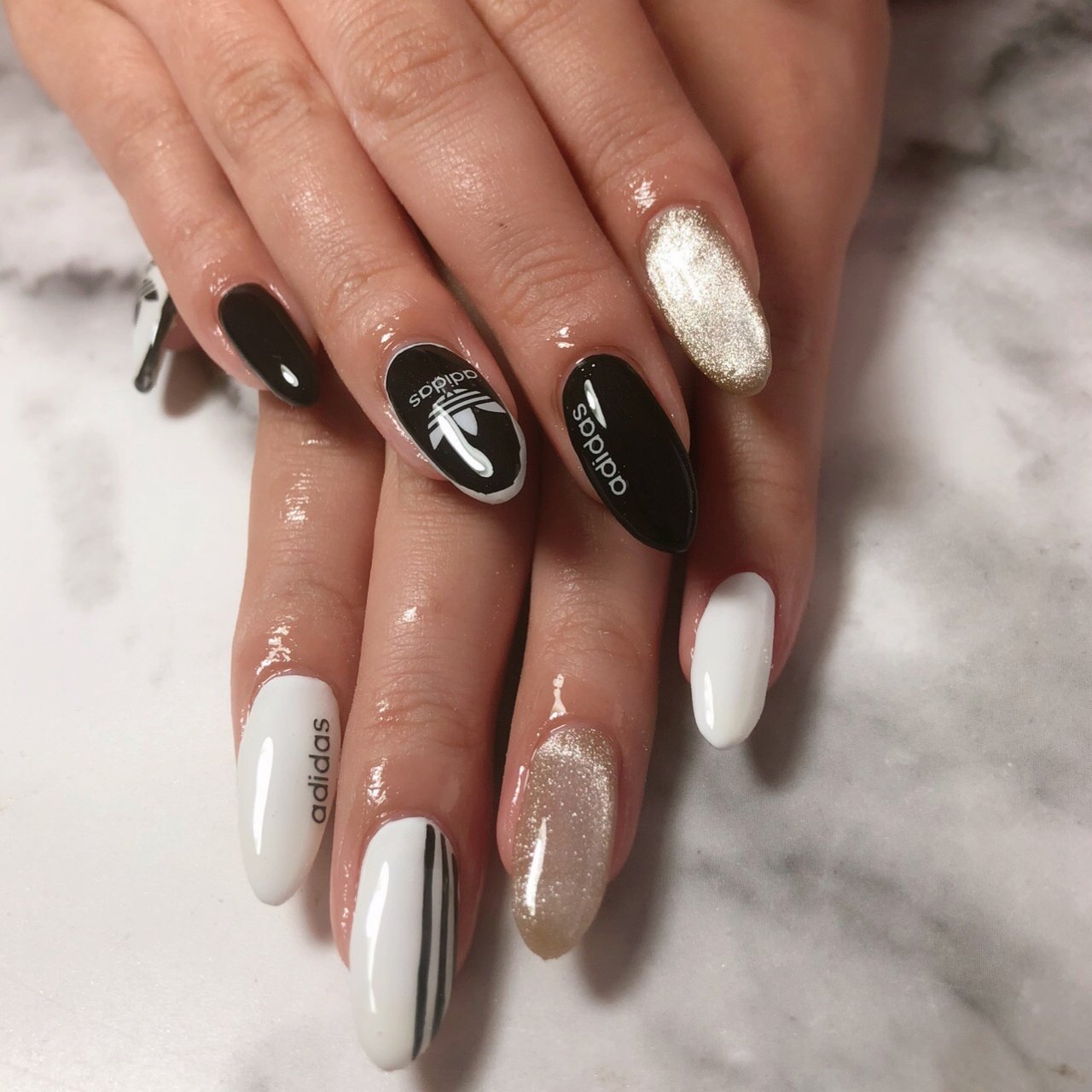 オールシーズン/スポーツ/ハンド/ラメ/ブランド柄 - J.chou-chou.NAIL