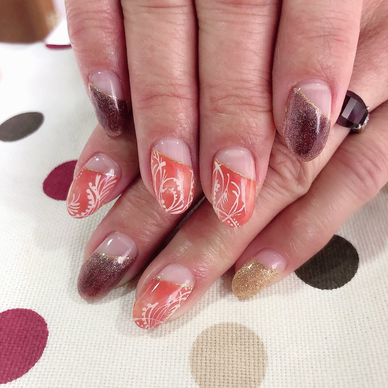 秋 冬 ハンド フレンチ 変形フレンチ Mut ムート のネイルデザイン No ネイルブック