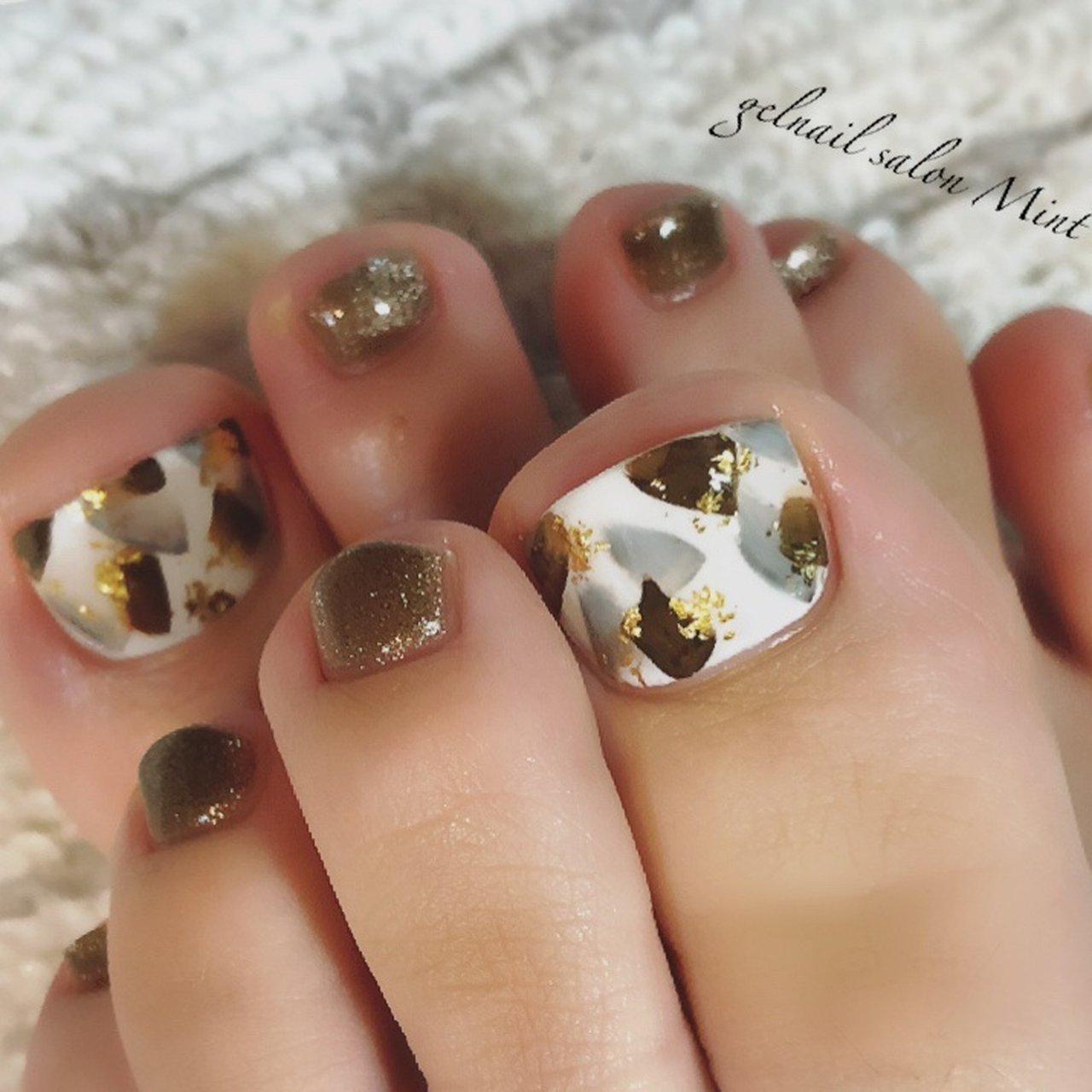 秋 フット べっ甲 ショート ホワイト Aiのネイルデザイン No ネイルブック