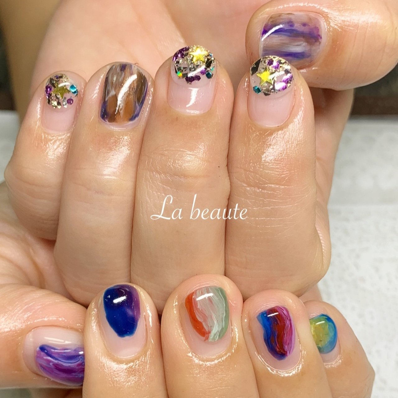 夏 秋 旅行 ハンド ラメ ｌa Beaute ラ ボーテ のネイルデザイン No ネイルブック