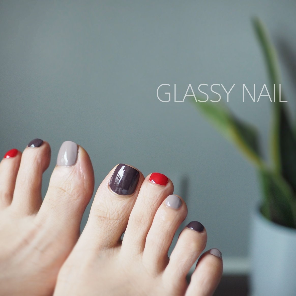 秋 冬 フット Glassy Nailのネイルデザイン No ネイルブック