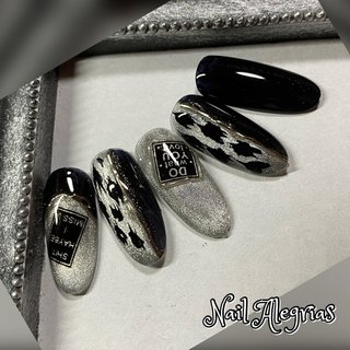 人気順 アイシング メタリックのネイルデザイン ネイルブック