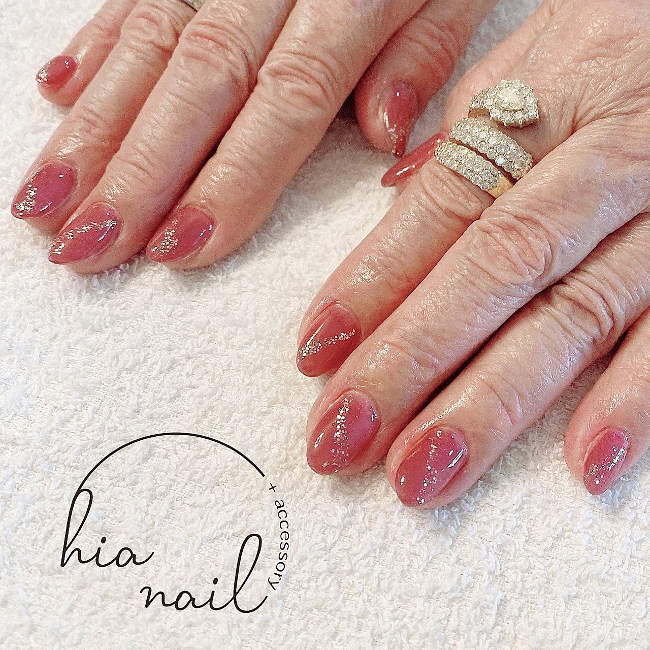 オールシーズン ハンド シンプル ラメ ワンカラー 枚方長尾ネイルサロン Hia Nail Midoriのネイルデザイン No ネイルブック