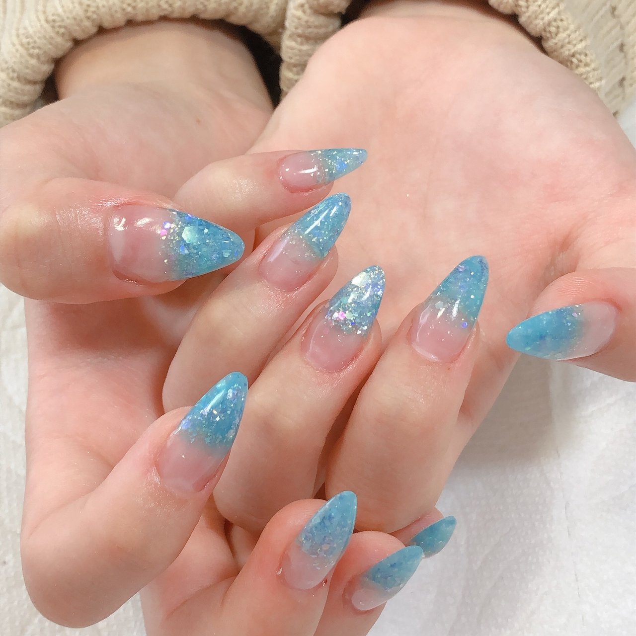 オールシーズン ハンド シンプル グラデーション ラメ Saemiのネイルデザイン No ネイルブック