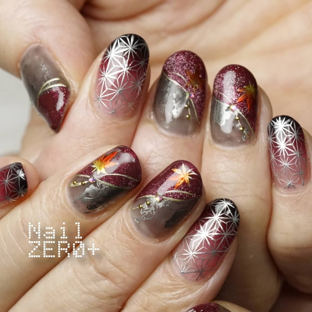 秋 デート 女子会 ハンド 変形フレンチ 塩見隼人 池袋 ネイルゼロプラスのネイルデザイン No ネイルブック