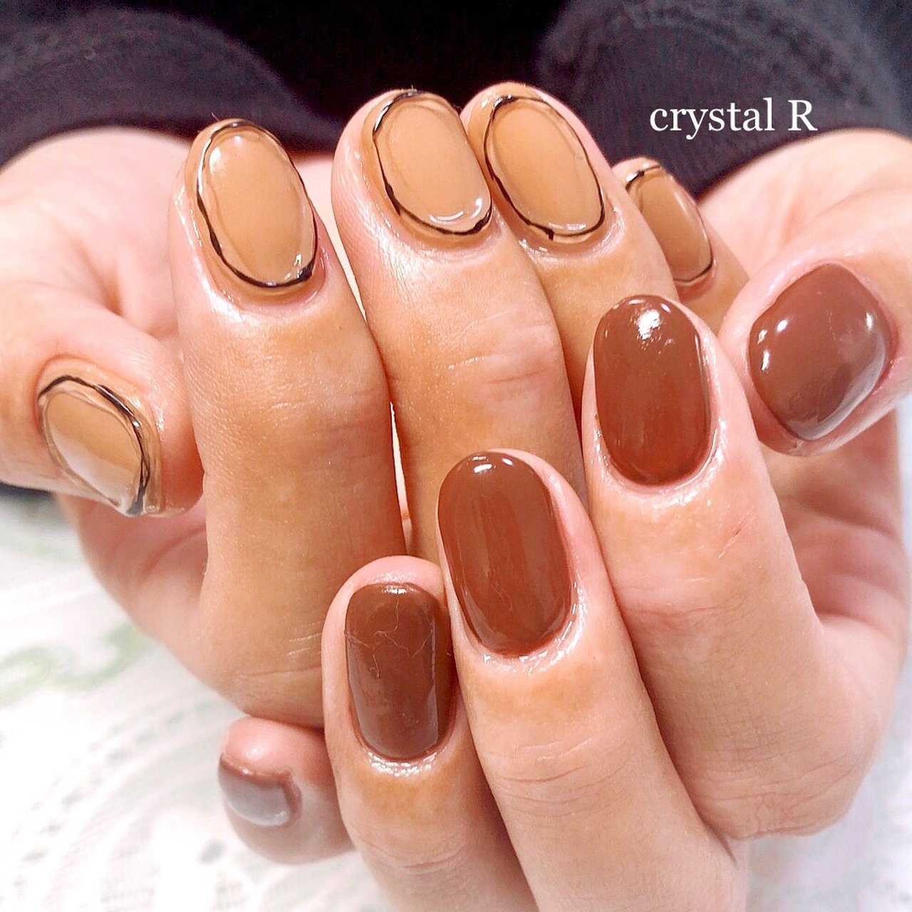 ベージュ ブラウン ブラック Crystal R Nail Salon のネイルデザイン No ネイルブック