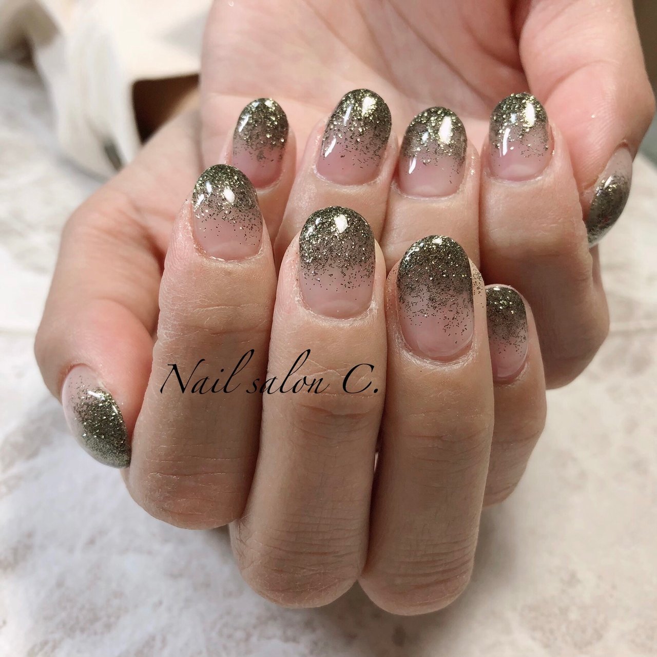 秋 冬 ハンド グラデーション ラメ Nail Salon C ネイルサロン シー のネイルデザイン No ネイルブック