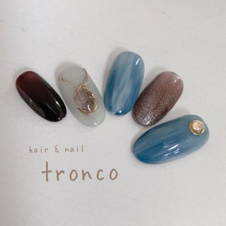 縦マーブルのネイルデザイン ネイルブック