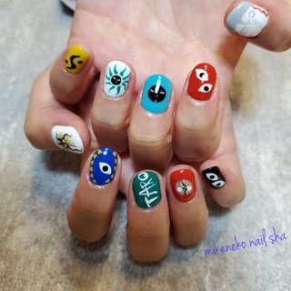 岡本太郎ネイルのネイルデザイン ネイルブック