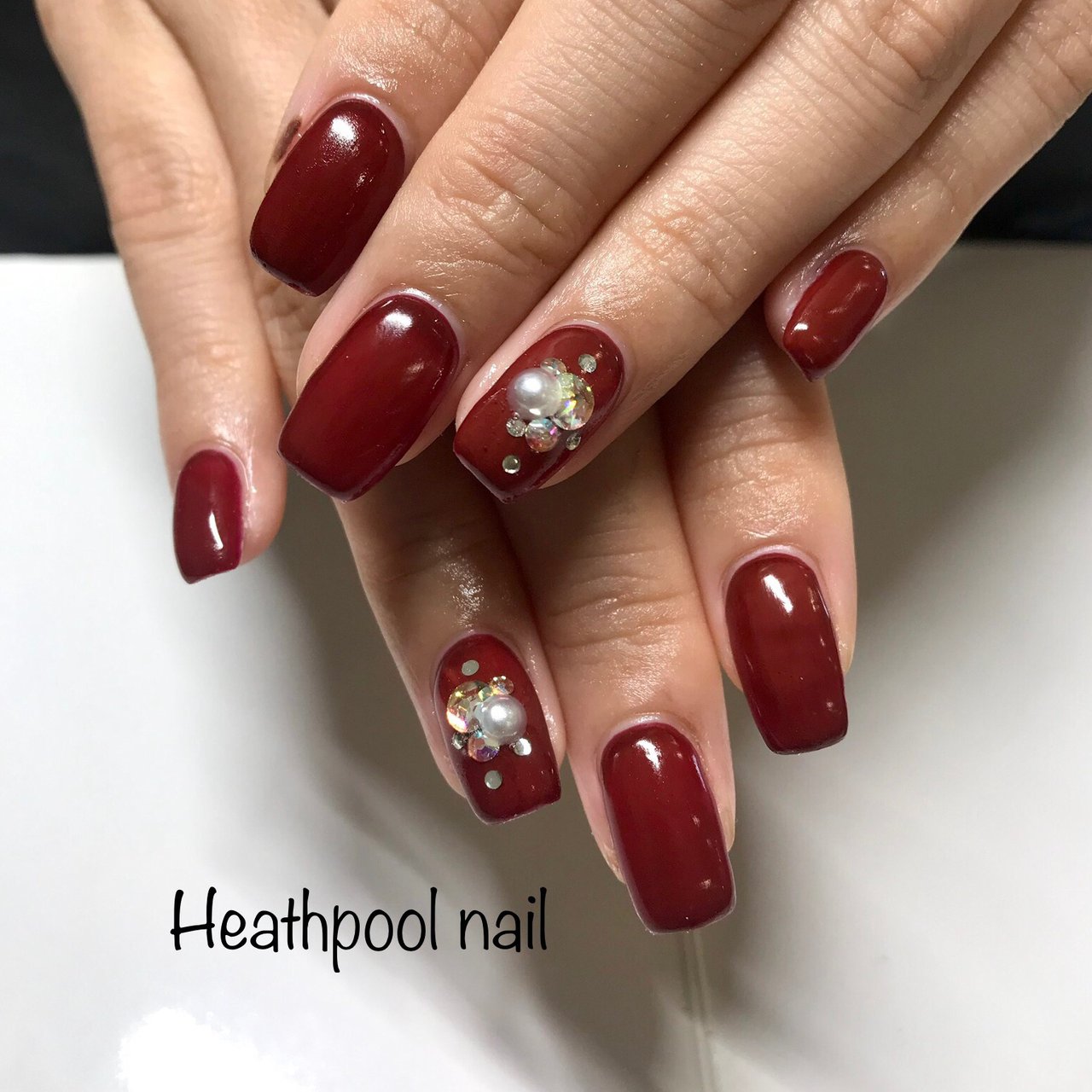 ハンド シンプル パール ボルドー ジェルネイル Heathpoolnailのネイルデザイン No ネイルブック