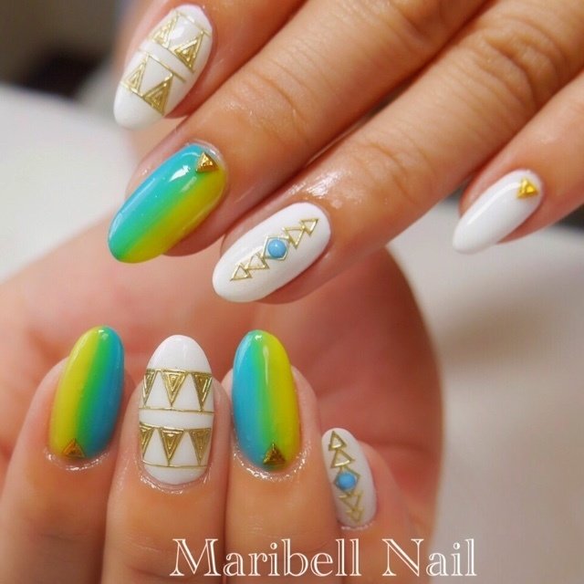 夏 ハンド グラデーション ネオンカラー ジェル Maribell Nailのネイルデザイン No ネイルブック