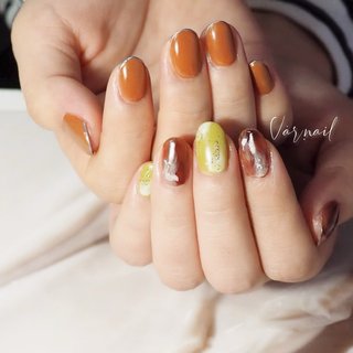 Var Nail ヴォールネイル 川西池田のネイルサロン ネイルブック