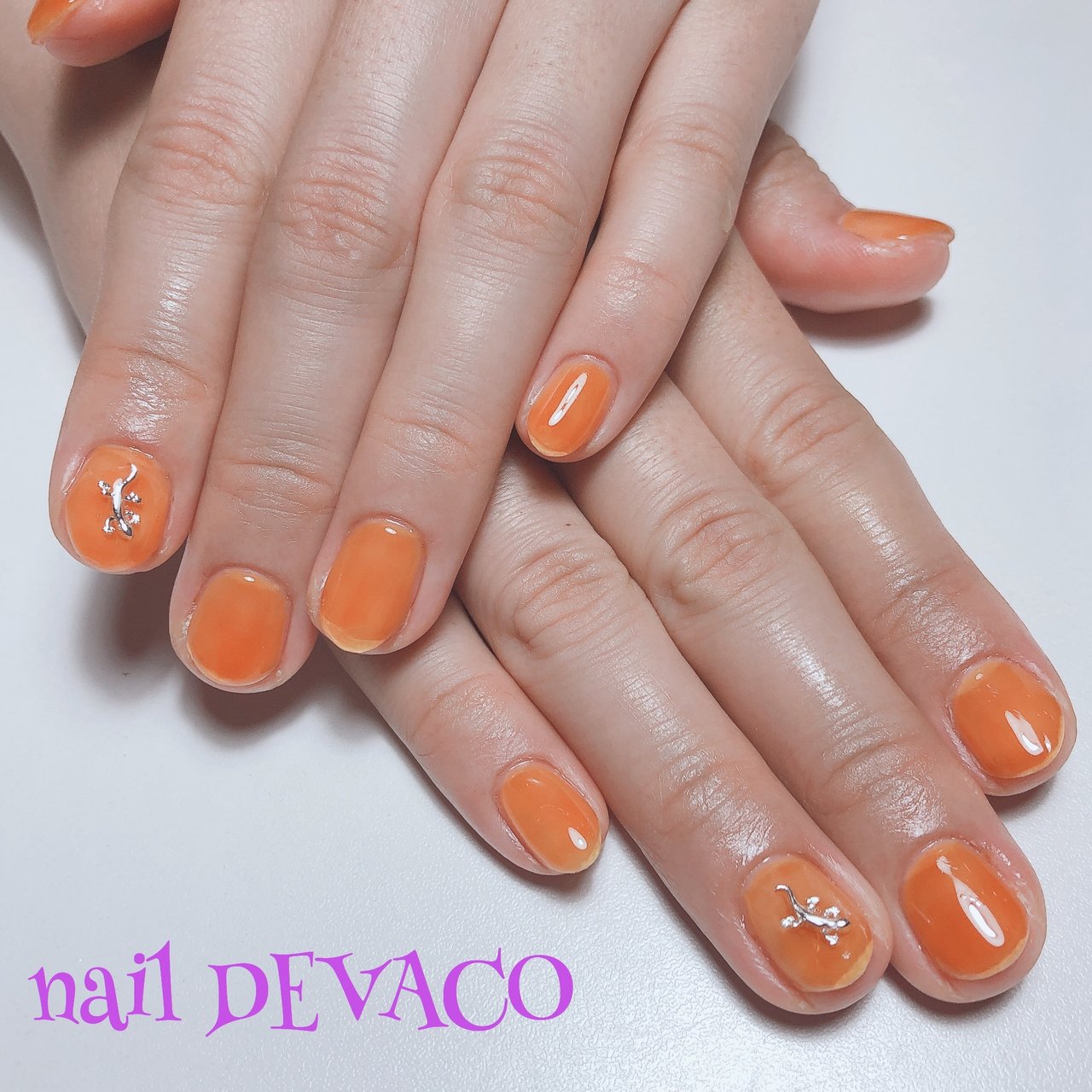 夏 ハンド シンプル ワンカラー ビジュー 999naildevacoのネイルデザイン No ネイルブック