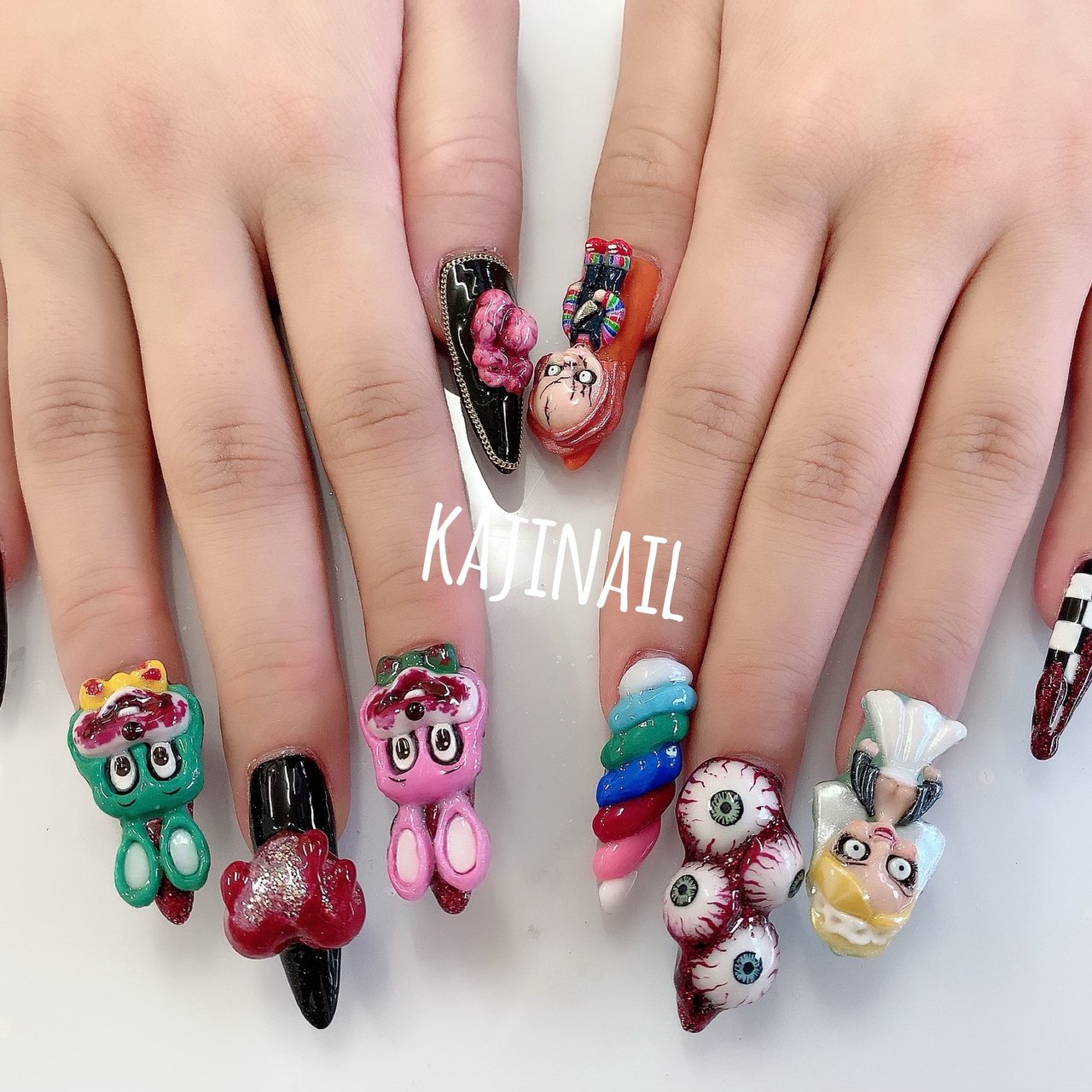 秋 オールシーズン ハロウィン ハンド ラメ Kajinailのネイルデザイン No ネイルブック