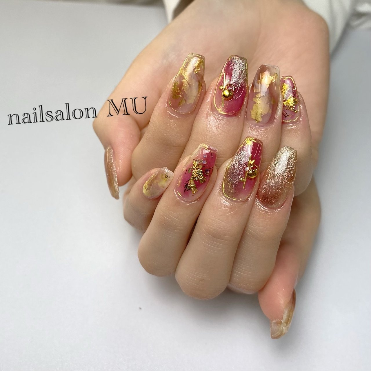 タイダイ ニュアンス マグネット ミラー アイシング Nailsalon Mu ミウ のネイルデザイン No ネイルブック