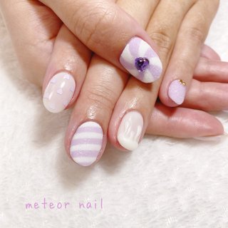 ストライプ パープル ゆめかわネイルのネイルデザイン ネイルブック