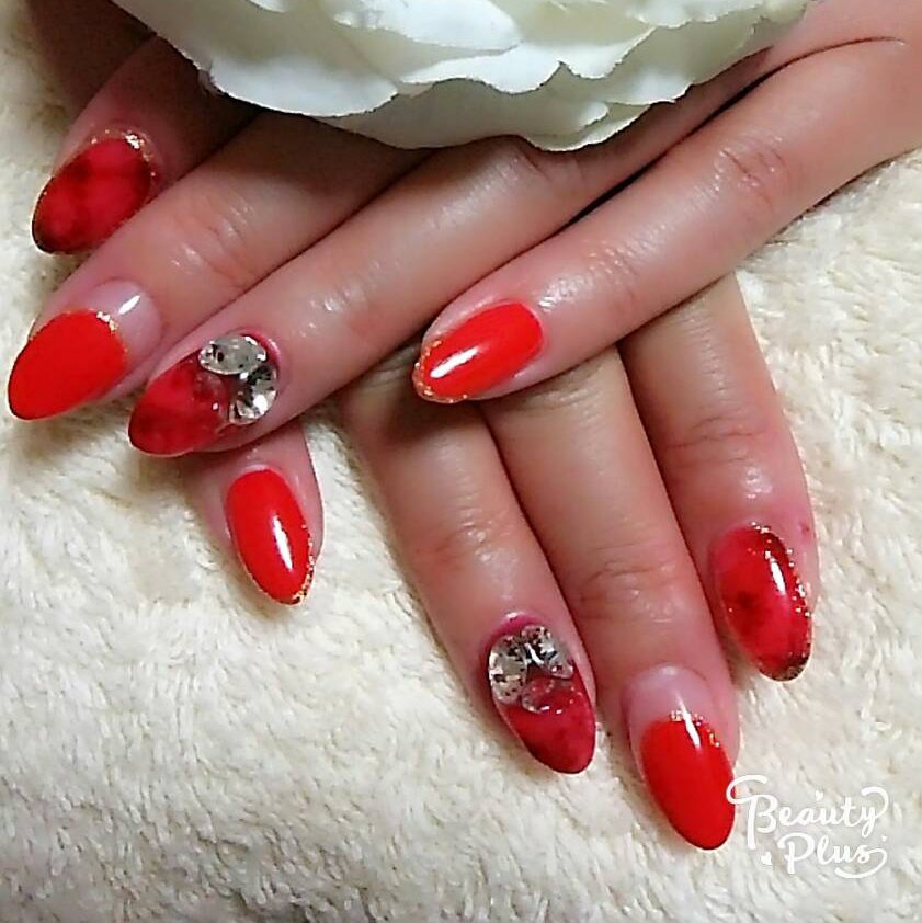 冬 ハンド タイダイ ミディアム レッド 73nailのネイルデザイン No ネイルブック