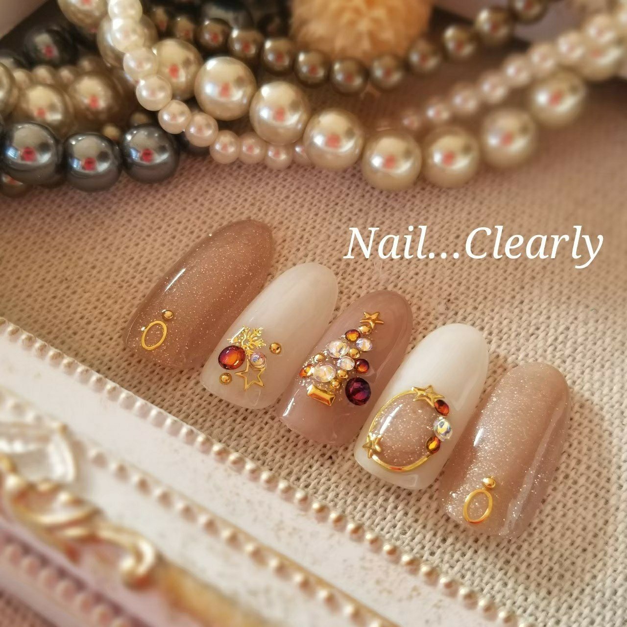 冬 クリスマス パーティー ハンド ビジュー Clearlyのネイルデザイン No ネイルブック