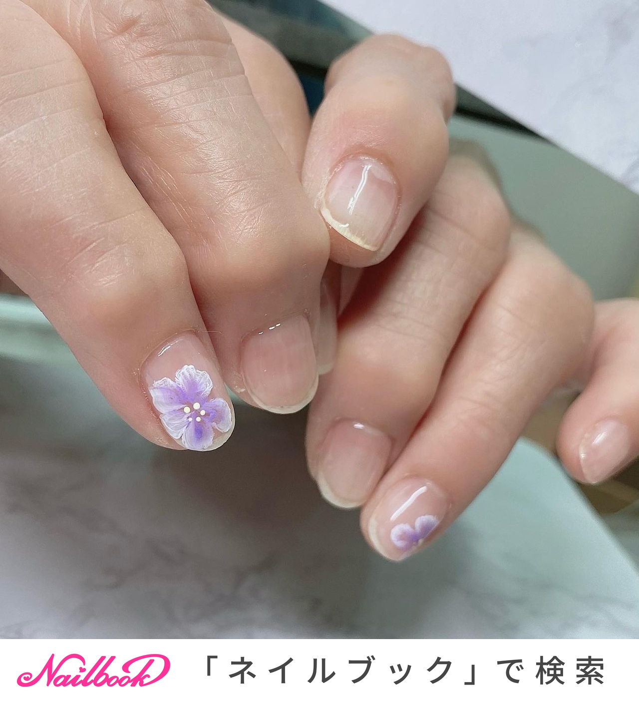 アクリル絵の具でお花のネイルデザイン ネイルブック